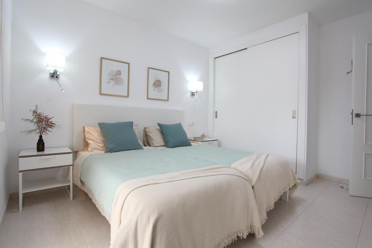 Villa Tropical Garden, With Pool Near The Alcúdia